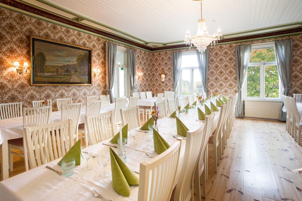 Loeydoen Kartano Hotel Ristiina ภายนอก รูปภาพ